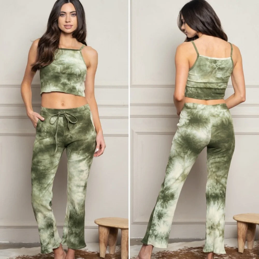 Tie Dye 2 piece set top & bottom - Picture 1 of 7